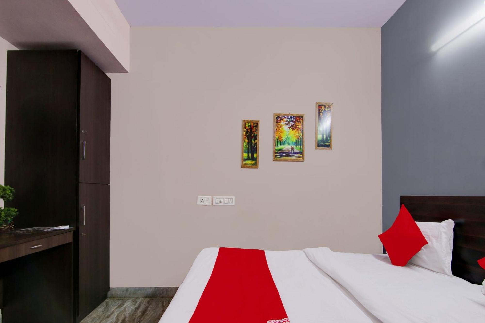 Hotel O Manya Stay New Delhi Bagian luar foto